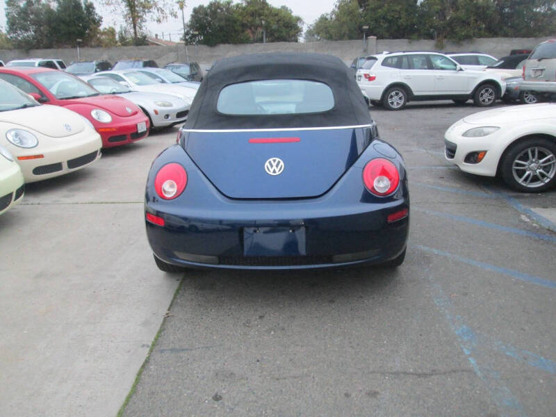 2006 Volkswagen New Beetle Convertible 2.5