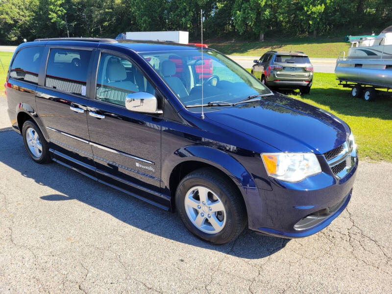 2012 Dodge WHEELCHAIR VAN