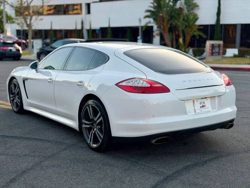 2012 Porsche Panamera