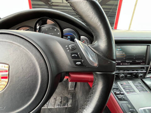 2014 Porsche Panamera 4