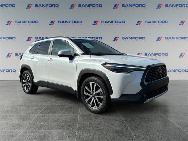 2023 Toyota Corolla Cross XLE