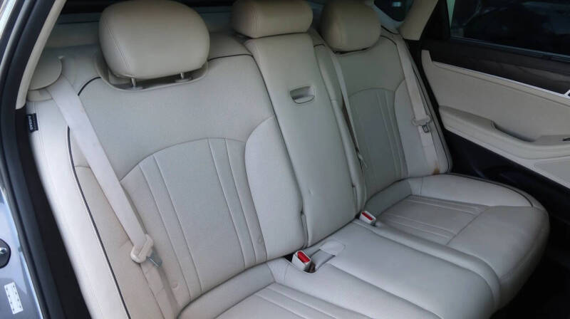 2018 Genesis G80