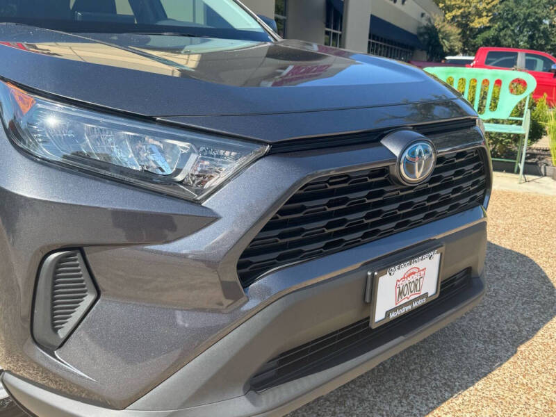 2022 Toyota RAV4 Hybrid LE