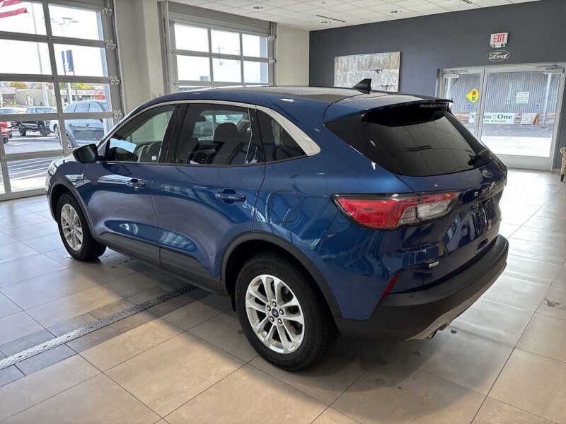 2022 Ford Escape SE