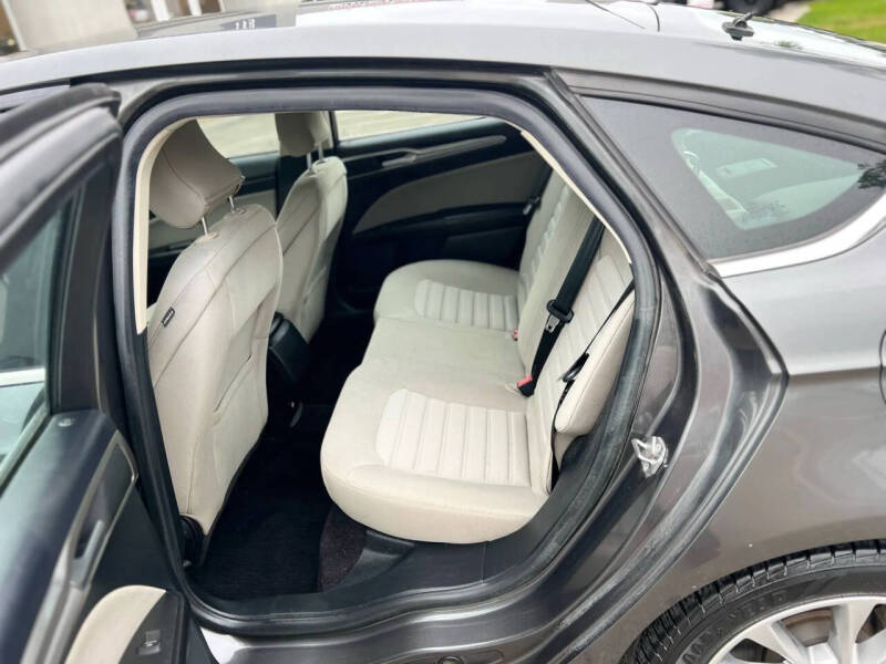 2017 Ford Fusion Hybrid S