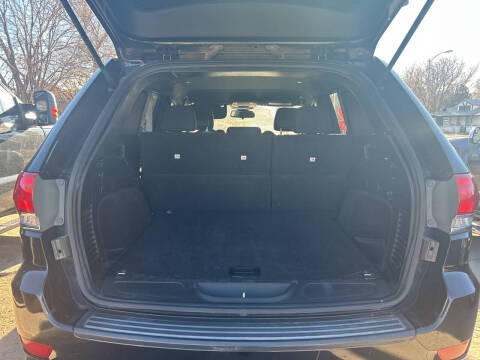 2016 Jeep Grand Cherokee Laredo