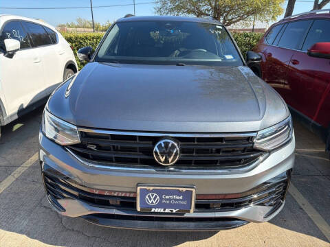 2023 Volkswagen Tiguan SE R-Line Black