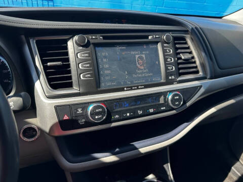 2017 Toyota Highlander XLE