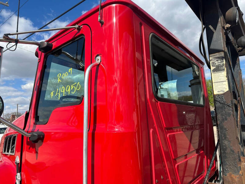 2007 Mack Granite