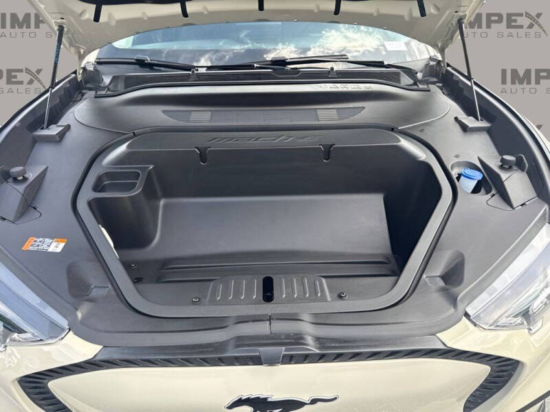 2025 Ford Mustang Mach-E Select