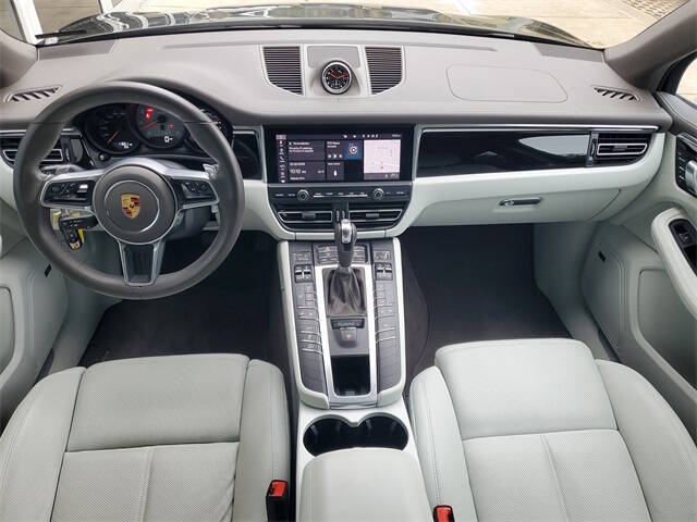 2020 Porsche Macan S