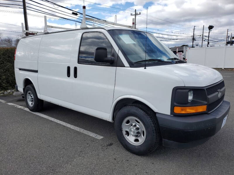 2017 Chevrolet Express 2500