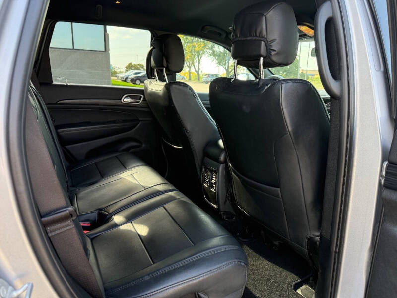 2019 Jeep Grand Cherokee Laredo E