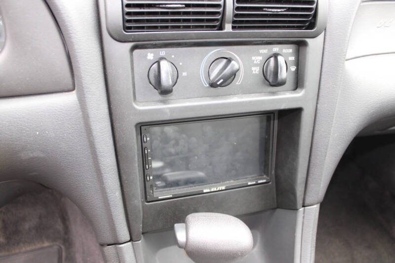 2000 Ford Mustang