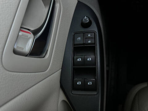 2020 Toyota Sienna LE Mobility 7-Passenger