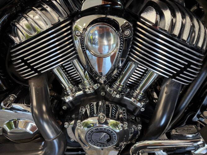 2018 Indian Roadmaster Thunder Black