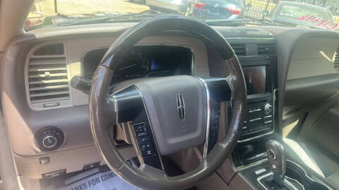 2017 Lincoln Navigator L Select