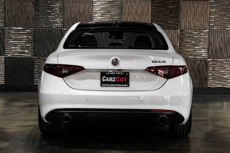 2021 Alfa Romeo Giulia