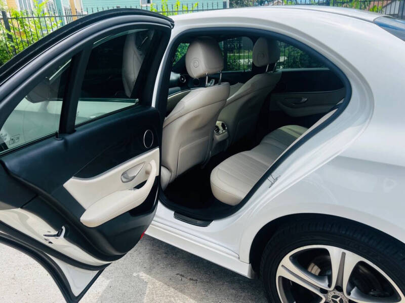 2019 Mercedes-Benz E-Class E 300
