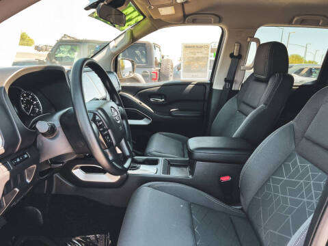 2025 Nissan Frontier SV