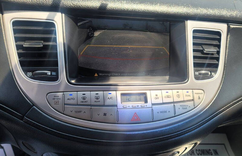 2012 Hyundai Genesis 4.6L V8