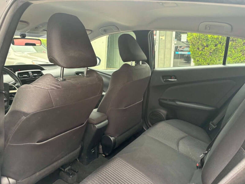 2016 Toyota Prius Two