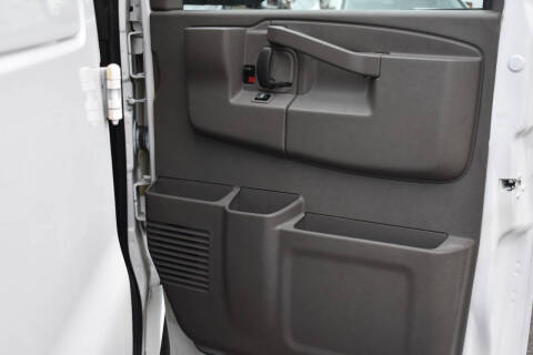 2021 GMC Savana 2500