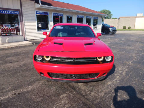 2015 Dodge Challenger SXT Plus