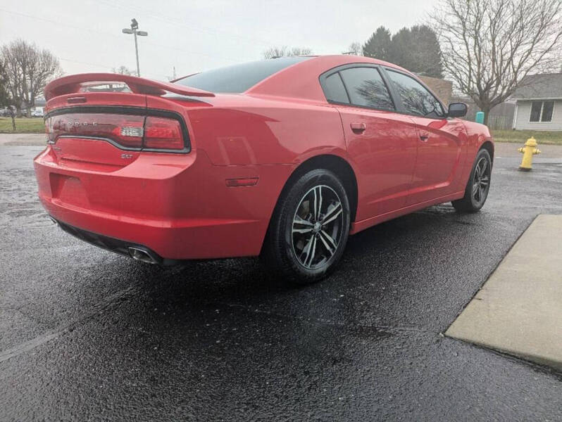 2014 Dodge Charger SXT
