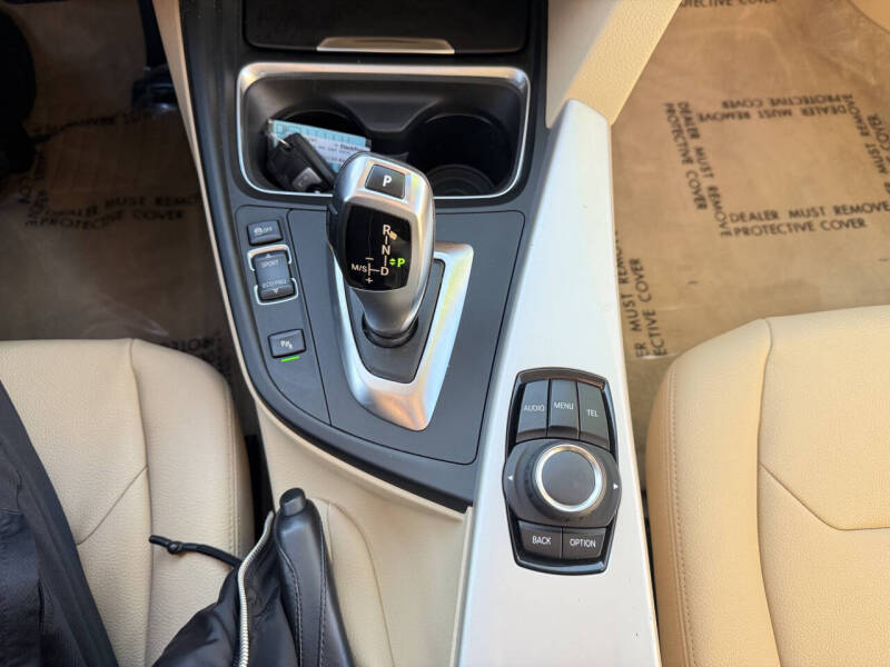 2014 BMW 3 Series 320i