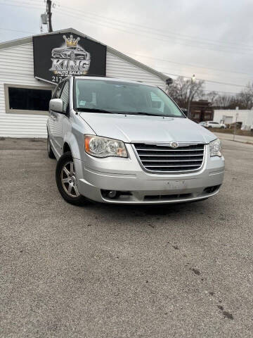 2010 Chrysler Town and Country Touring Plus