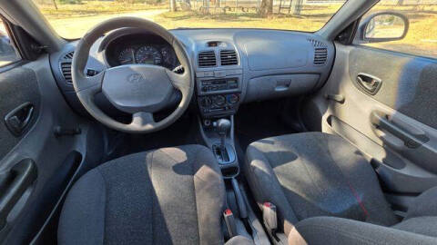 2002 Hyundai Accent GL