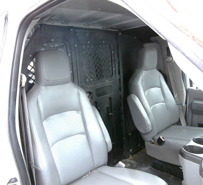 2013 Ford E-Series E-150