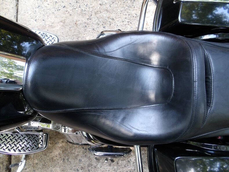 2004 Harley-Davidson FLHT Electra Glide