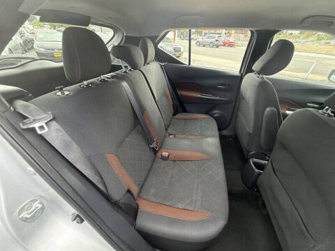 2018 Nissan Kicks SR