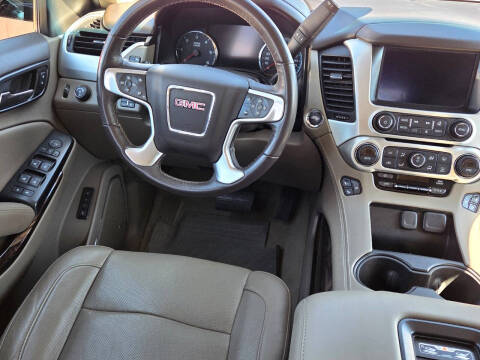2017 GMC Yukon SLT