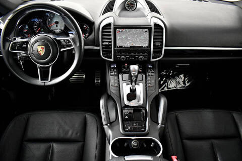 2015 Porsche Cayenne S