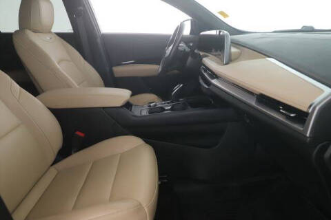 2024 Cadillac XT4 Luxury