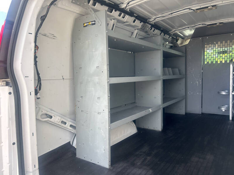 2017 Chevrolet Express 2500