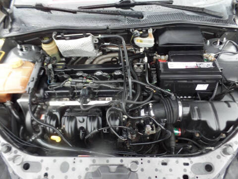 2005 Ford Focus ZX4 SE