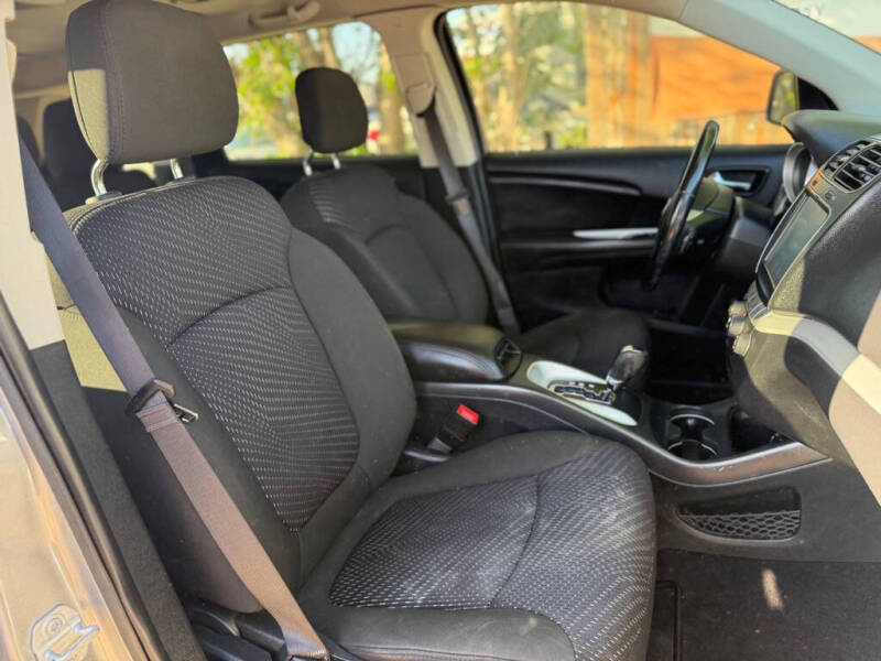 2019 Dodge Journey SE