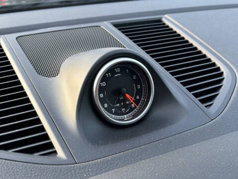 2020 Porsche Macan S