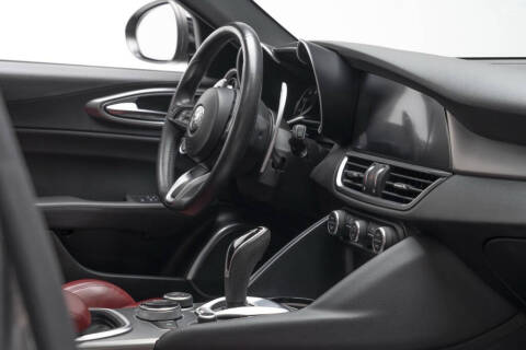 2022 Alfa Romeo Giulia Veloce