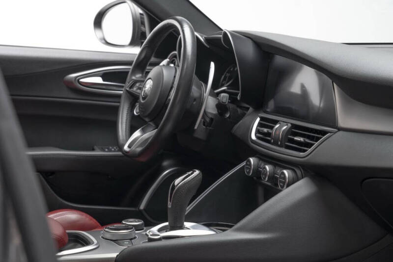 2022 Alfa Romeo Giulia Veloce