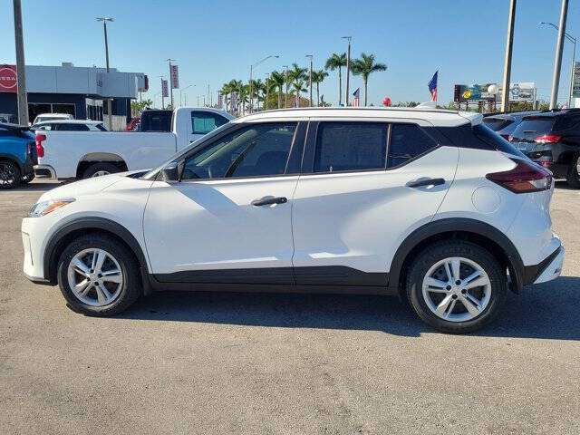 2022 Nissan Kicks S