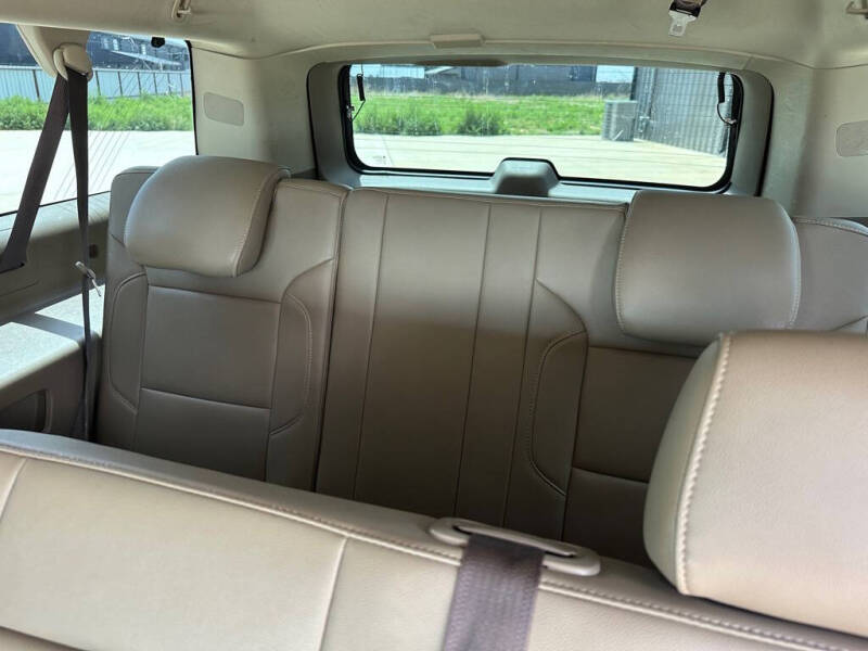 2017 Chevrolet Suburban LT