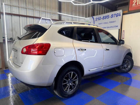2014 Nissan Rogue Select S