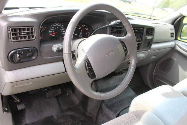 2002 Ford Excursion XLT