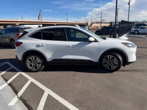 2020 Ford Escape SEL