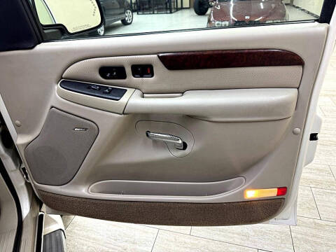 2005 Cadillac Escalade